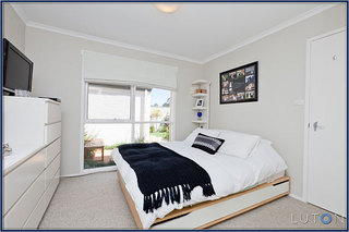 Bedroom 1 (2011-10-05)