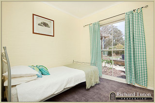 Bedroom 5 (2010-10-02)