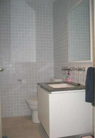 Ensuite (2007-04-20)