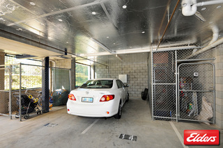 Parking (2010-05-05)