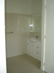 Bathroom (2009-05-28)