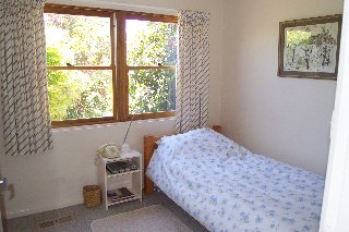 Bedroom 5 (2002-11-04)
