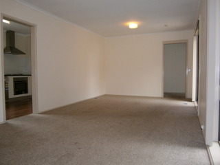 Family Room (2014-08-18)