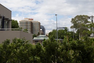 Rear courtyard city view (2016-01-28)