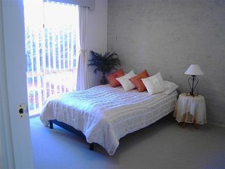 Bedroom (2007-09-21)