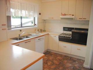 Kitchen (2006-06-10)