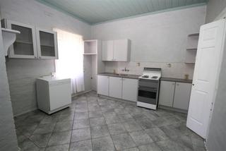 Kitchen (2011-03-08)