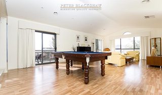 Living room (2007-08-09)