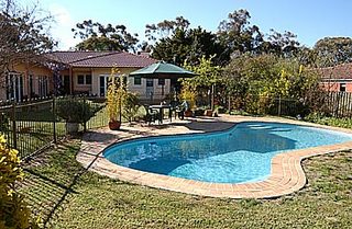 Pool (2003-10-08)