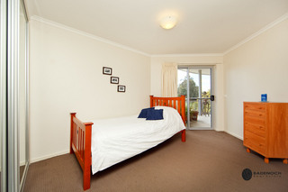 Bedroom (2010-10-06)