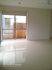 Living room (2013-03-15)