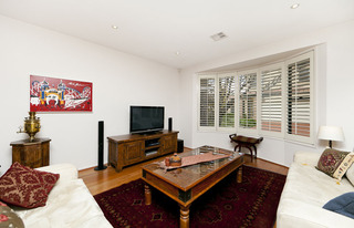 Lounge Room (2013-07-01)