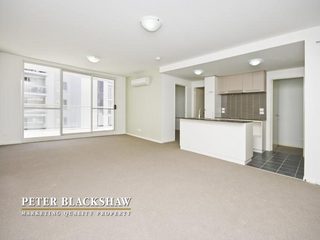 Kitchen/Living area (2011-09-02)