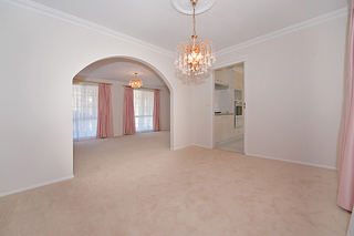 Separate dining room (2011-10-14)