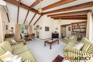 Lounge and dining rooms (2014-11-26)