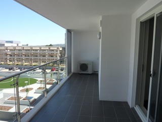 Balcony (2013-10-19)