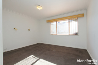 Bedroom 1 (2014-08-21)