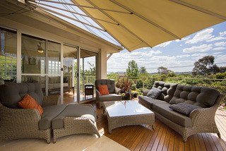 Rear Entertaining (2013-11-08)
