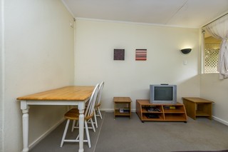 Unit 26 - Dining/Study nook (2014-10-27)