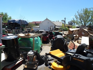 Yard Storage (2014-10-10)