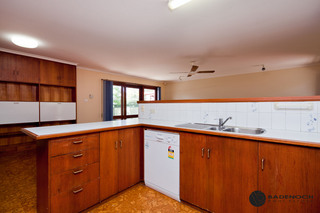 Kitchen (2010-10-28)