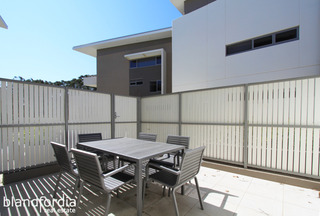 Courtyard (2012-10-18)