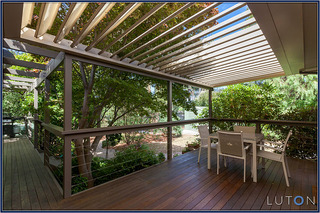Covered Entertaining Deck (2012-12-20)