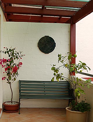 Balcony (2003-05-15)