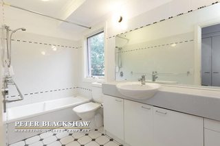 Bathroom (2012-03-22)