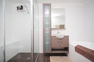 Ensuite (2010-11-17)