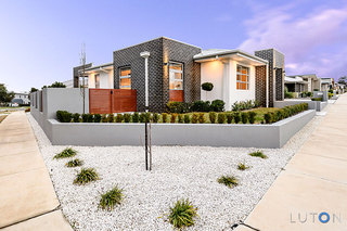 Corner View (2016-06-21)