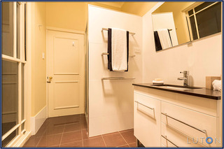 Ensuite (2014-05-13)