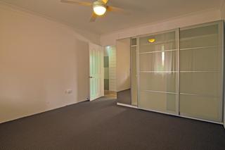 7/9 Campbell Street Wollongong - Bedroom (2015-11-20)