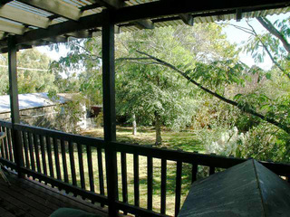 Large rear deck (2006-04-26)