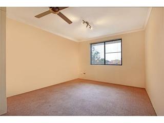 9/60 Campbell Street Wollongong - Bedroom (2017-01-04)