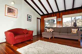 Lounge (2010-05-26)