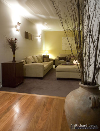 Lounge (2008-08-21)