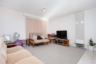 Living Room (2012-06-12)