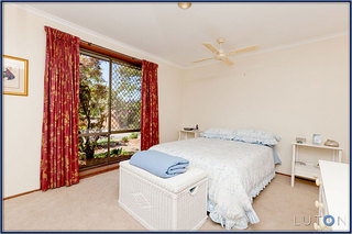 Bedroom 1 (2011-12-06)