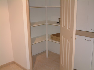 Pantry (2004-04-19)