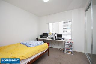 Bedroom (2011-03-29)