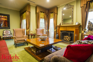 Living Room (2013-10-28)