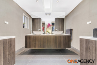 Stunning ensuite (2015-09-28)