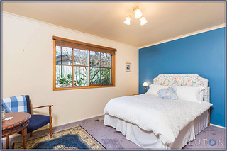 Bedroom (2014-08-01)