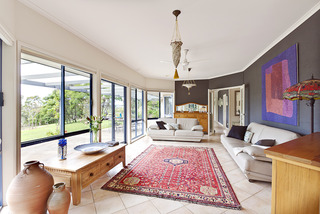 Family Room (2014-08-11)