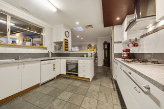 Kitchen (2017-10-05)