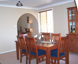 Dining (2005-11-03)