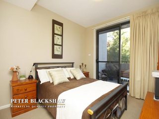 Bedroom (2011-08-05)