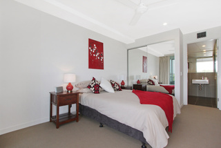 Bedroom 1 (2015-03-16)