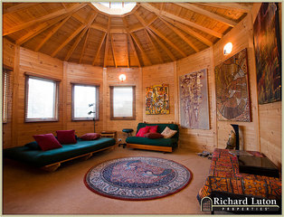Inside the Yurt (2010-09-15)